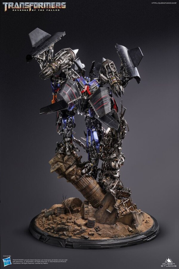 Queen Studios Jetpower Optimus Prime VS Megatron Statue  Image  (17 of 33)